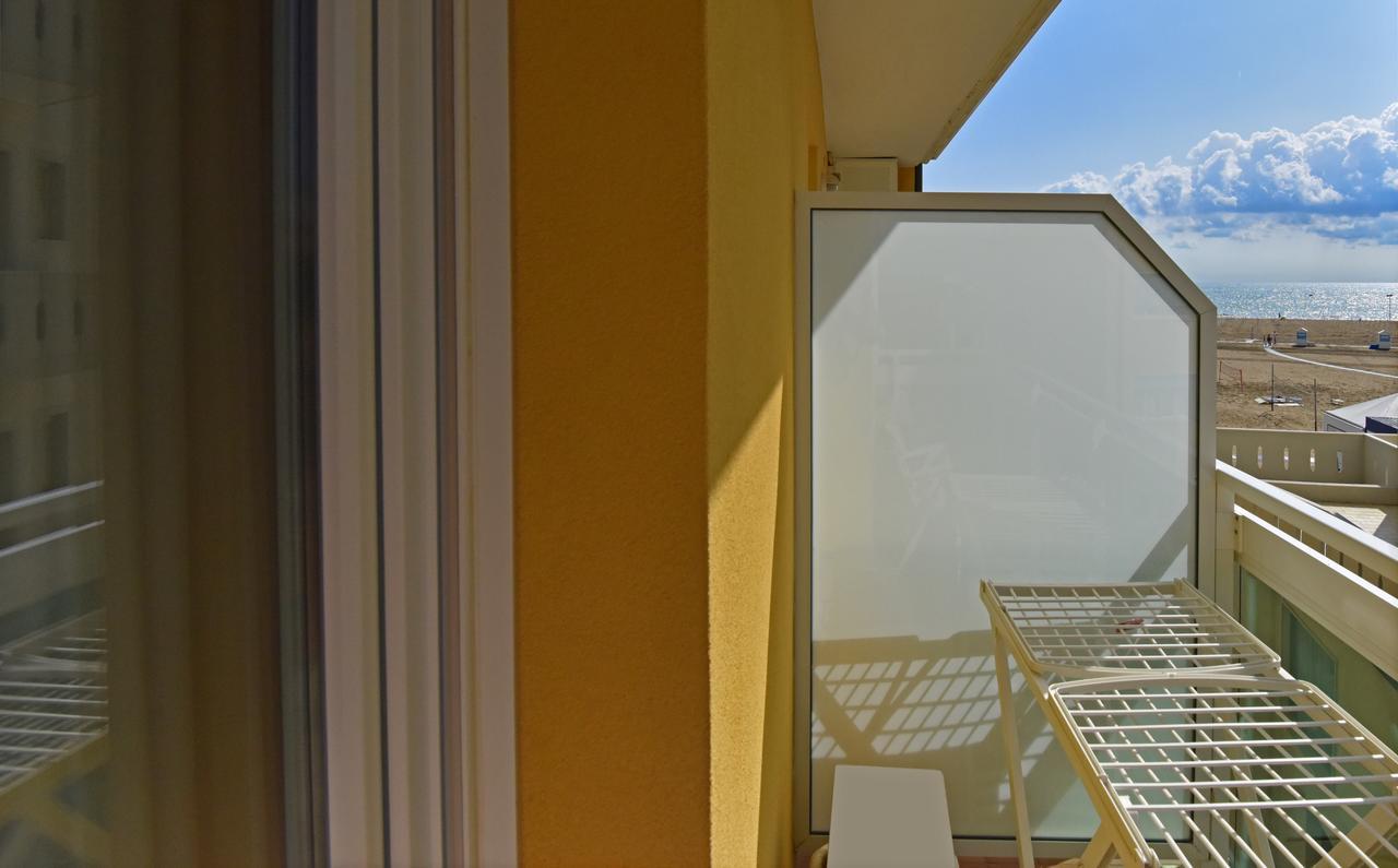 Hotel Villa Olga Каорле Экстерьер фото