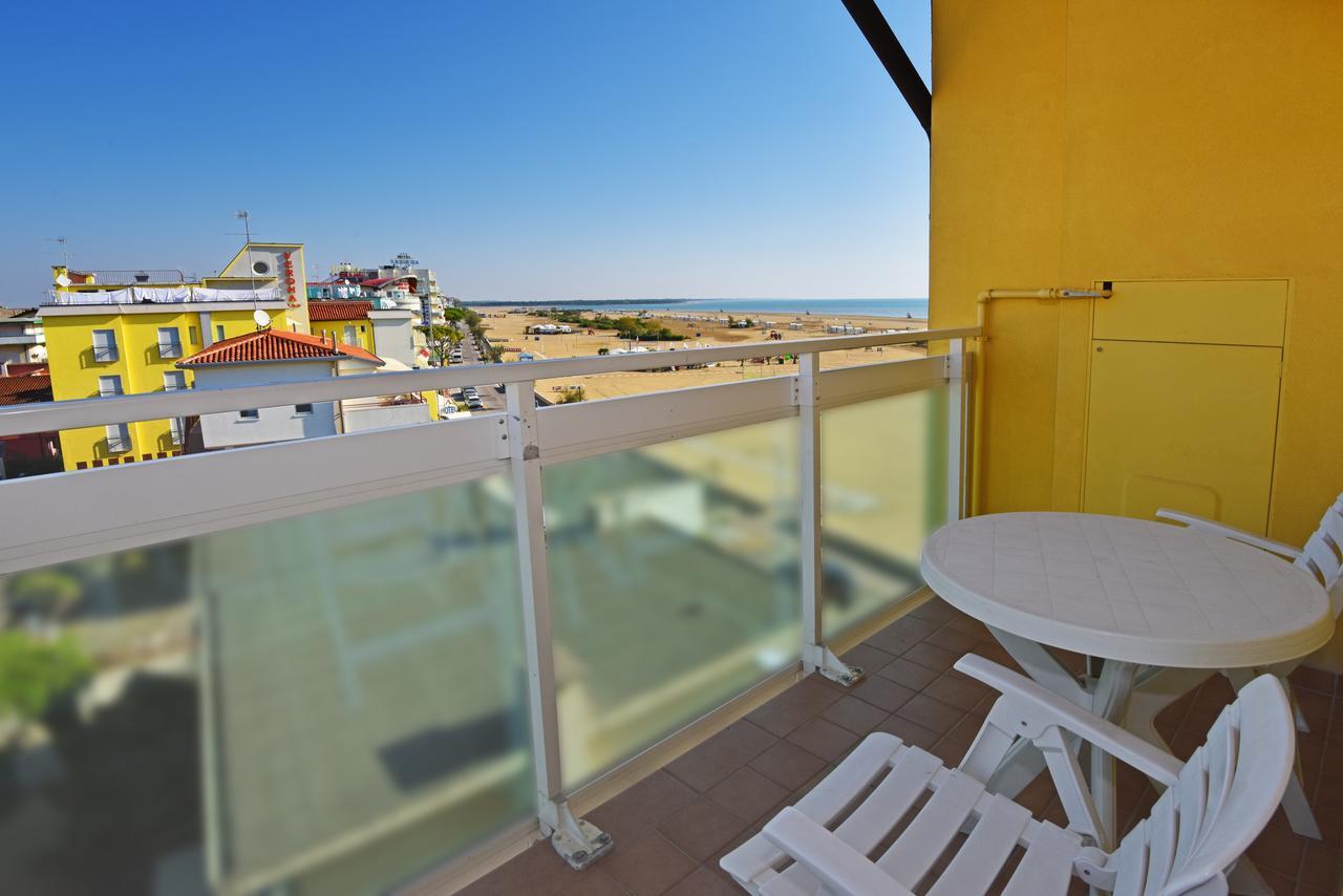 Hotel Villa Olga Каорле Экстерьер фото