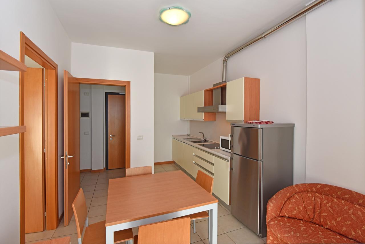 Hotel Villa Olga Каорле Экстерьер фото