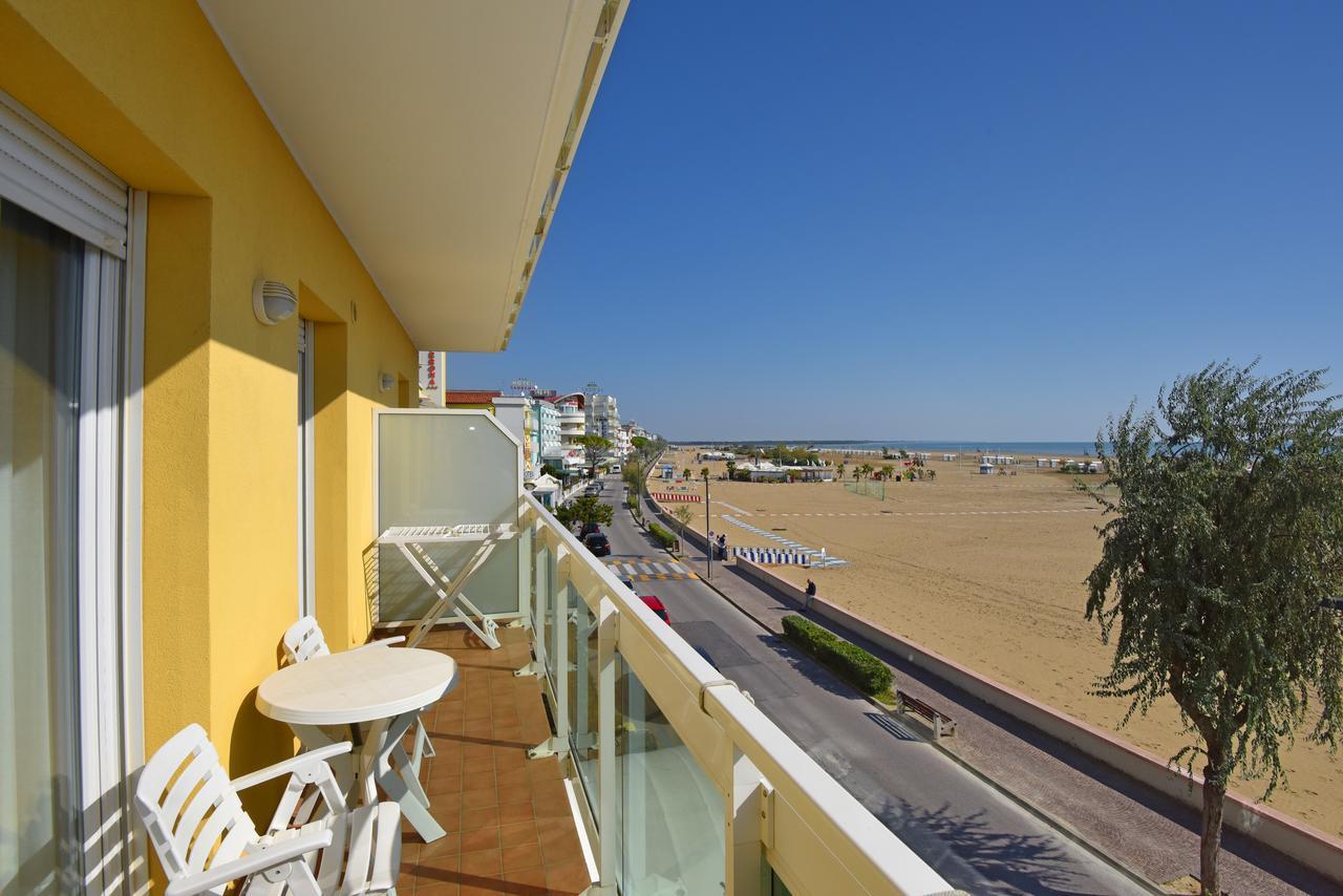 Hotel Villa Olga Каорле Экстерьер фото