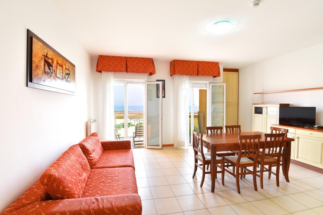 Hotel Villa Olga Каорле Экстерьер фото